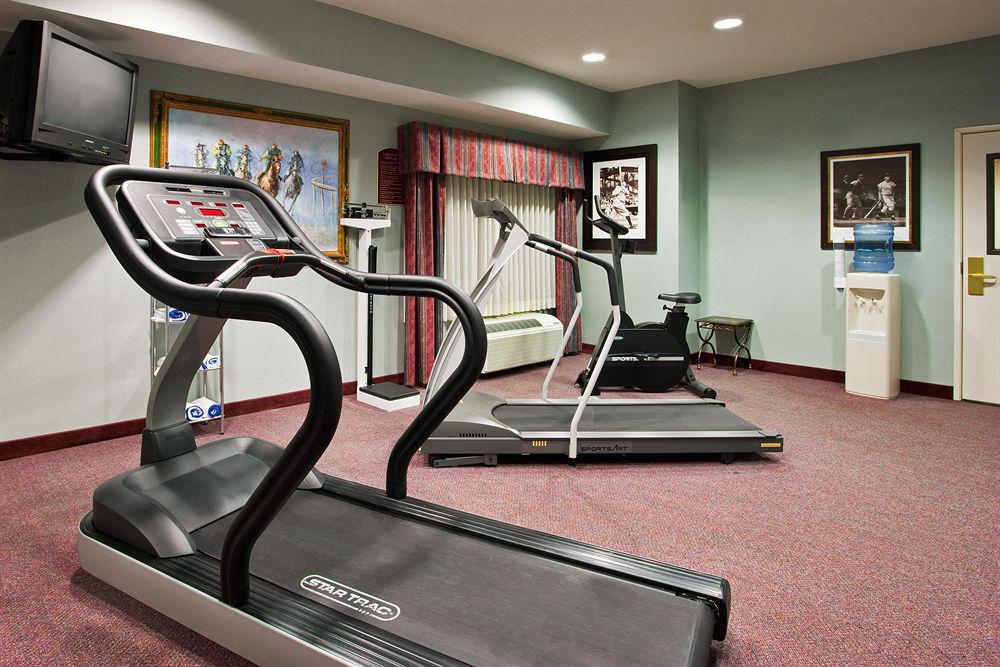 Holiday Inn Express & Suites - Sharon-Hermitage By Ihg West Middlesex Ανέσεις φωτογραφία