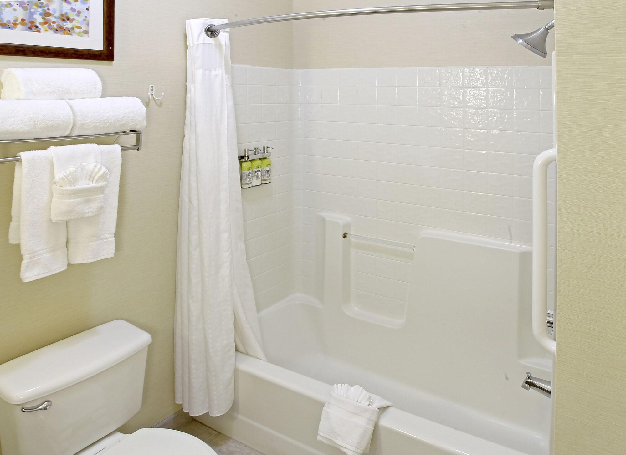 Holiday Inn Express & Suites - Sharon-Hermitage By Ihg West Middlesex Εξωτερικό φωτογραφία